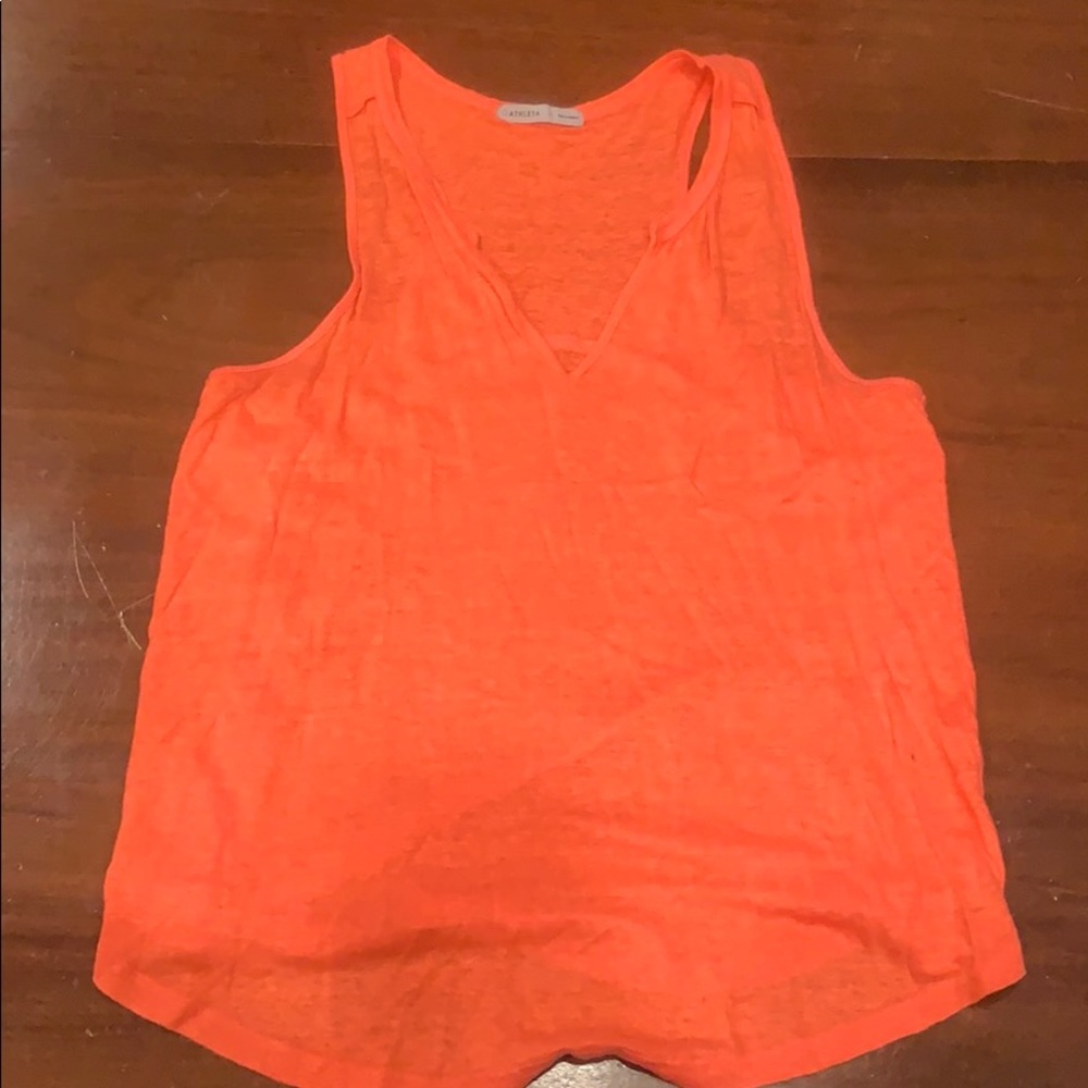 Athleta lien shirt size XL